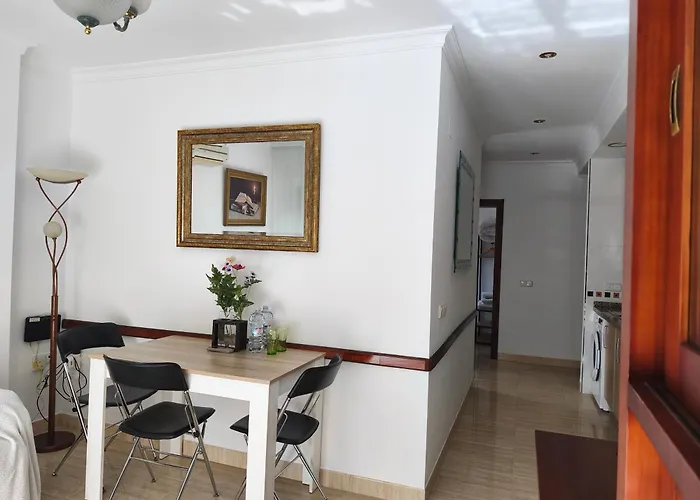 Torremolinos Beach Apartment Apartamento Torremolinos