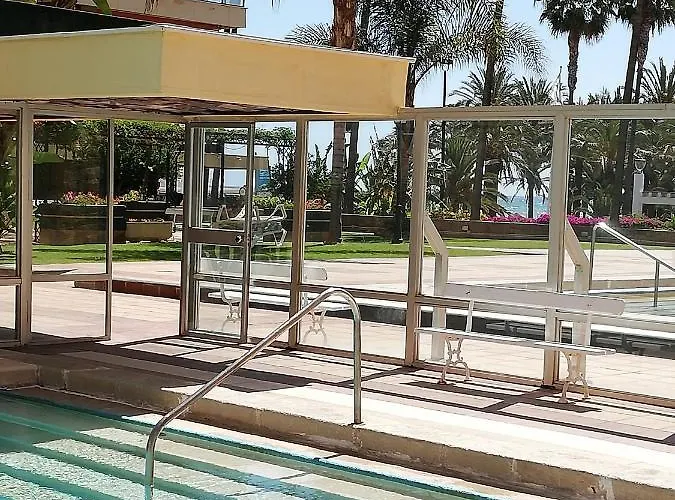 Torremolinos Beach Apartment Apartamento Torremolinos