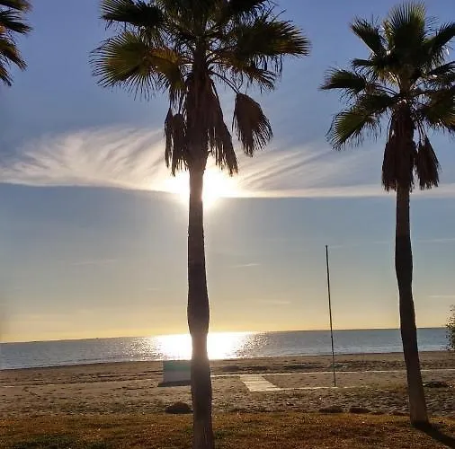 Torremolinos Beach Apartment *